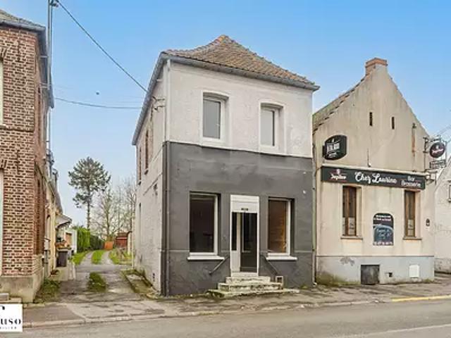 Curgies 59990 Achat / Vente maison 4 pièces t4 au dernier étage cave