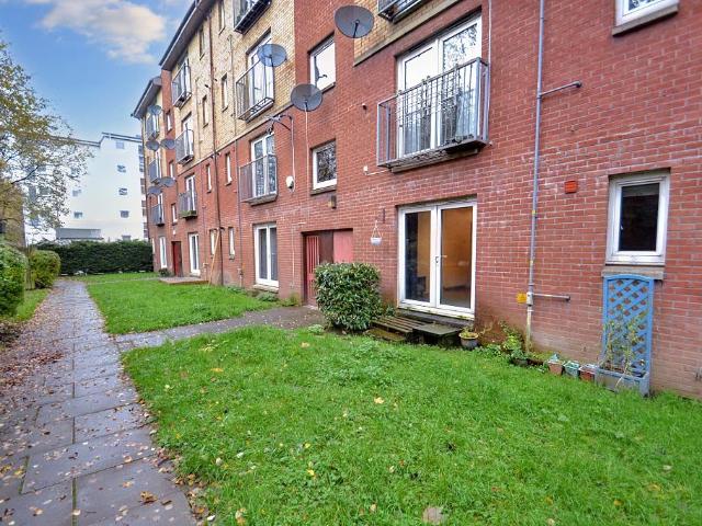 Curle Street, Glasgow, G14 0SA, United Kingdom | 2 bed duplex for rent #112945154 | Rentberry