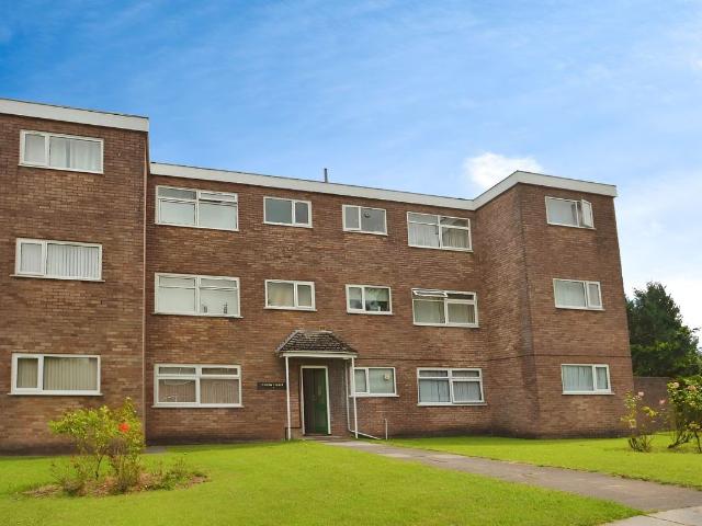 Curlew Close, Whitchurch, Cardiff CF14, 2 bed flat to rent, £975 pcm | PrimeLocation