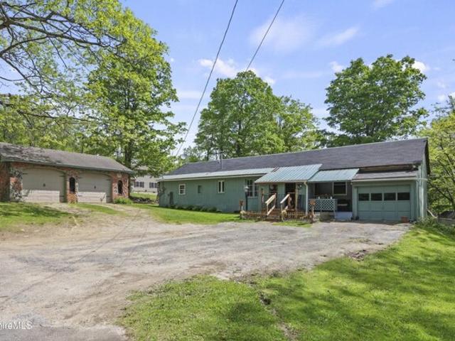 Curran Rd, Cheshire, Home For Sale