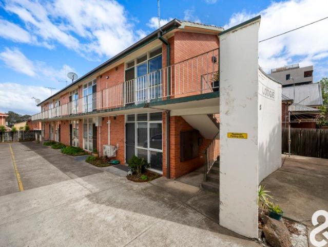 Spacious, Modern and fantastic location