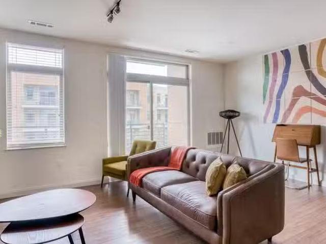 Currents on the Charles, 36 River Street, Bleachery 2 Bedroo.