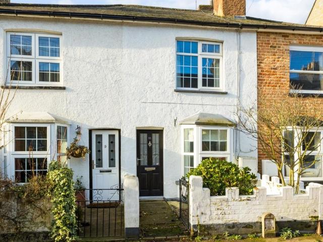 Currie Street, Hertford, SG13 3 bed terraced house to rent £2,000 pcm £462 pw