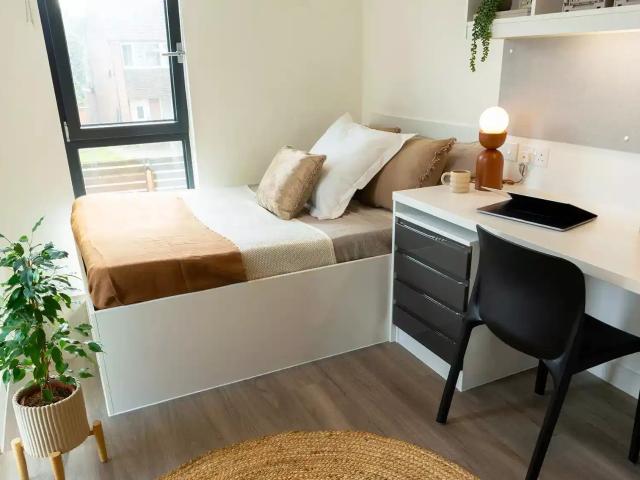 Currus Court, Canterbury Has an Apartment