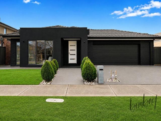 Custom Built Family Home with Space, Style & Exceptional Convenience