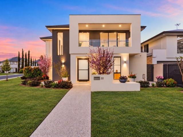 Custom Built Home in a Private Riverside Position