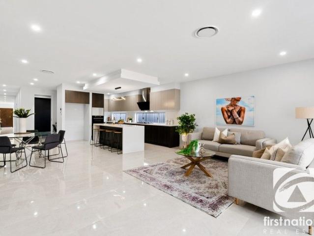 Custom built home & land Package in a premium location of Bingara Gorge!