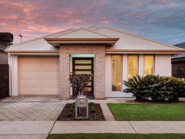 Custom Built Luxury Meets Coastal Convenience
