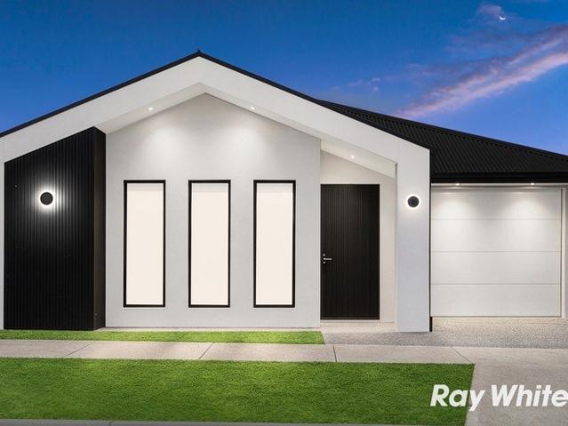 Custom Built Luxury With Premium Finishes! Near Craigieburn Coles Village