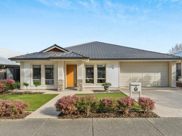 Custom Designed Luxury & Uncompromising Scale in Craigburn Farm