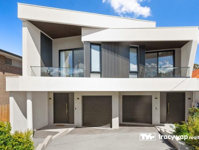 Custom Luxury Family Home with Premium Finishes in the Heart of Eastwood