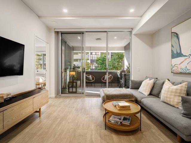 Customised North Facing Haven with Flexible Extra Space