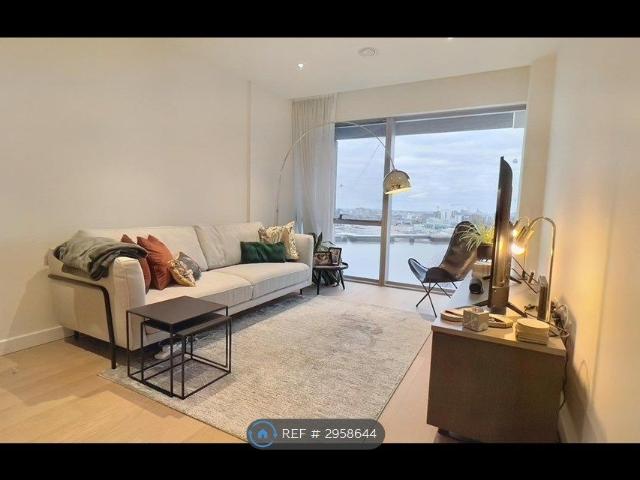 Cutter Lane, London SE10, 2 bed flat to rent, £2,895 pcm | PrimeLocation