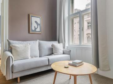 Cute, modern loft close to park, Vienna Amsterdam Apartments for Rent