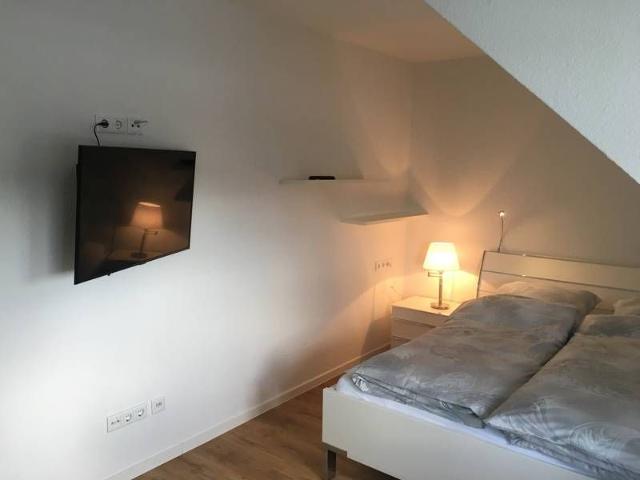 Cute & awesome studio in Bielefeld, Bielefeld Amsterdam Apartments for Rent