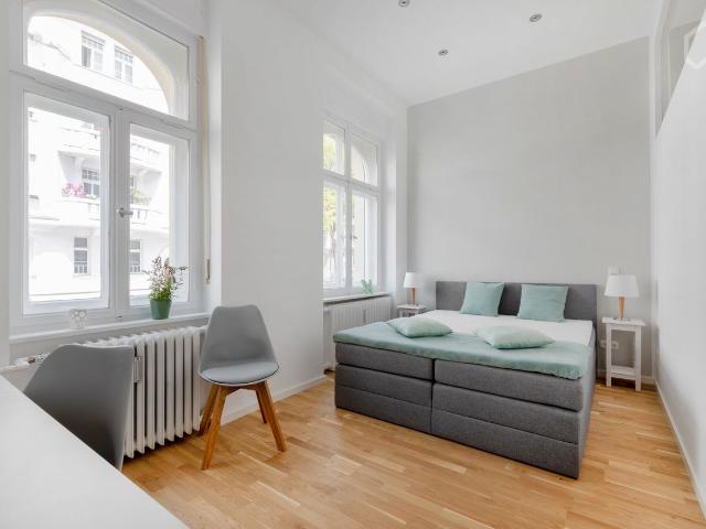 Cute & amazing home in München, Munchen Amsterdam Apartments for Rent