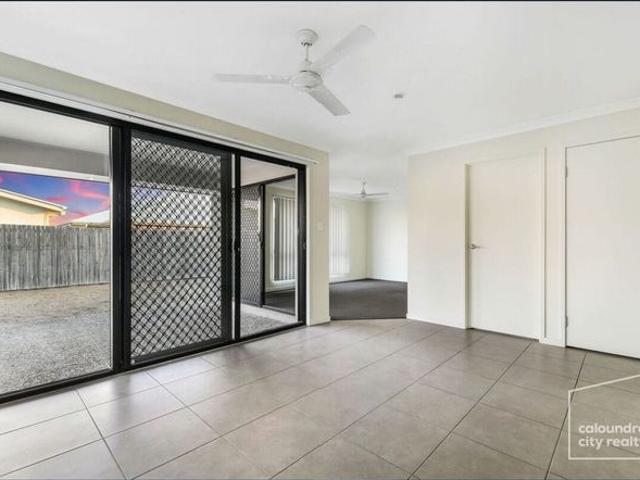 CUTE AND COSY CALOUNDRA WEST HOME