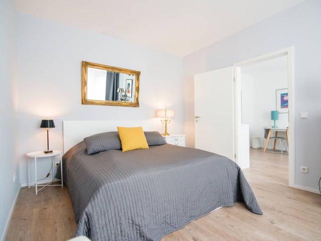 Cute apartment in Düsseldorf perfect location, Dusseldorf Amsterdam Apartments for Rent
