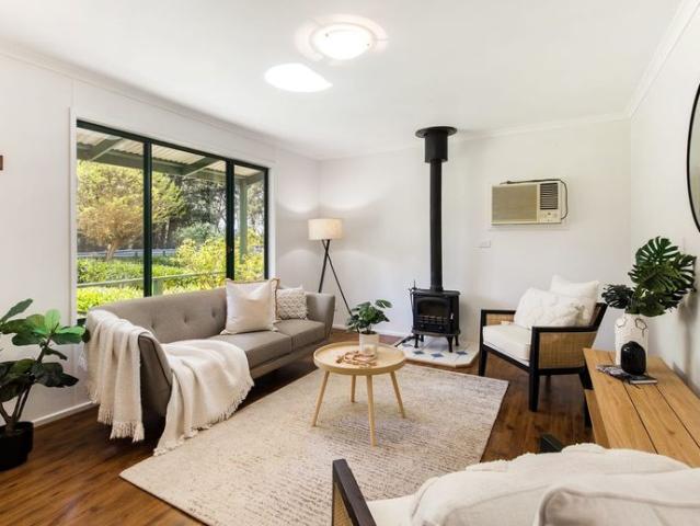 Cute as a button Hills Cottage