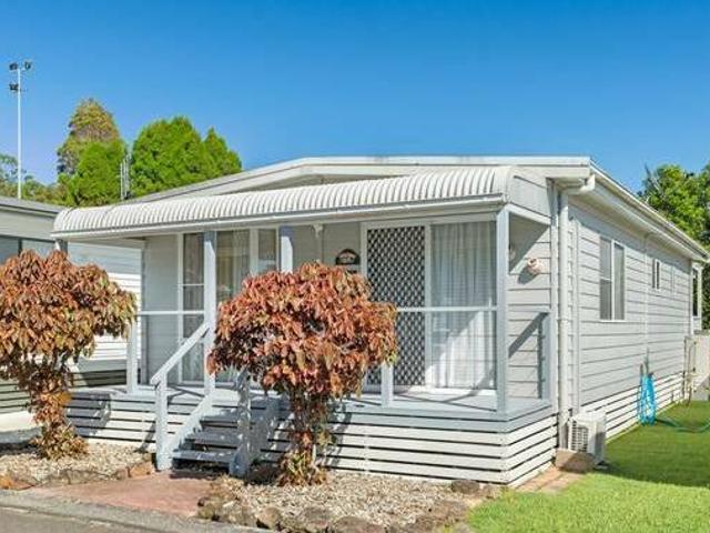 CUTE AS A BUTTON VILLA