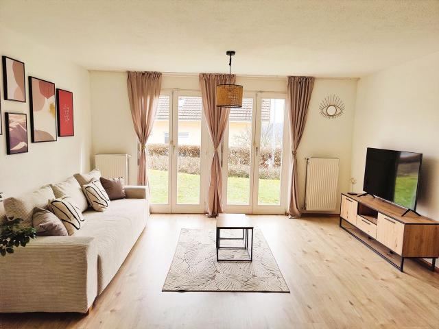 Cute, bright flat in Waldshut Tiengen, Waldshut Tiengen Amsterdam Apartments for Rent
