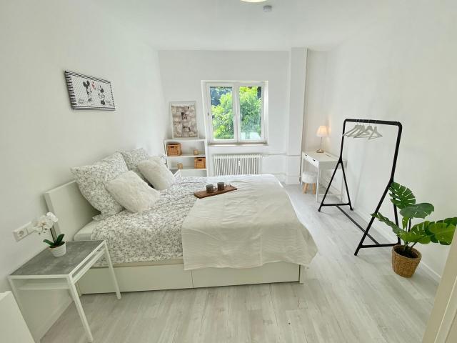 Cute, charming loft, Stuttgart Amsterdam Apartments for Rent