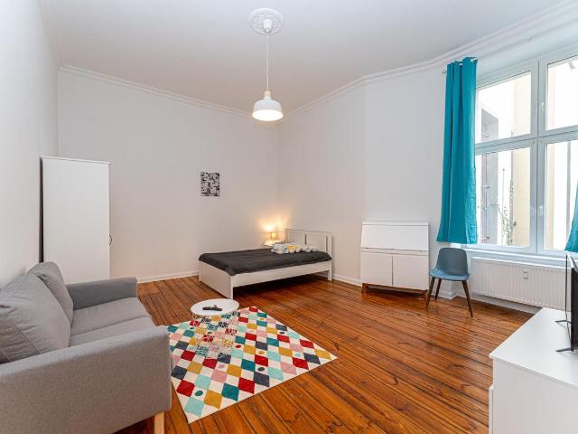 Cute & charming studio located in Prenzlauer Berg Berlin, Berlin Amsterdam Apartments for Rent
