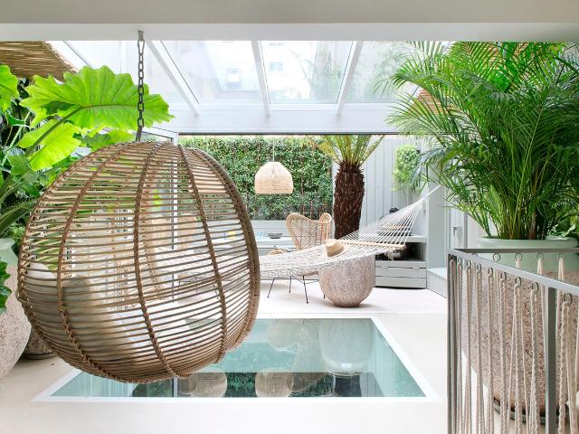 Cute & charming triplex in Paris, Paris Amsterdam Apartments for Rent
