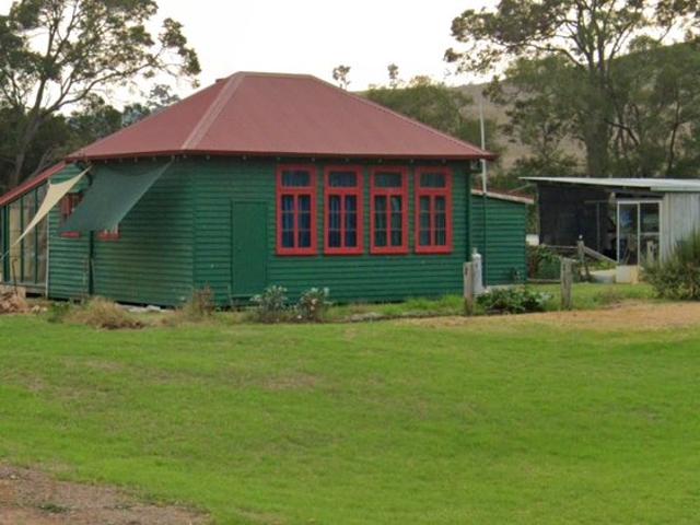 Cute Country Cottage