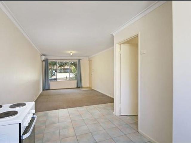 Cute duplex in central location