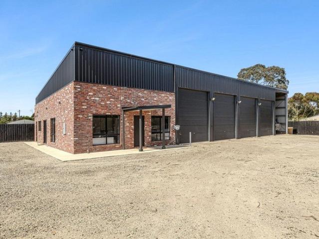 Cute Home, Phenomenal Garage