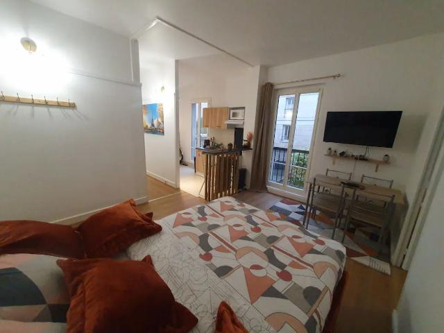 Cute loft in nice area