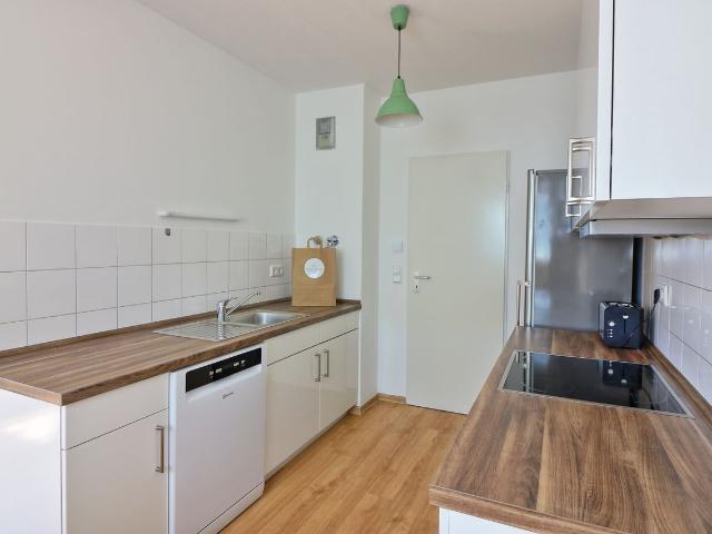 Cute, pretty loft in Kreuzberg, Berlin Amsterdam Apartments for Rent