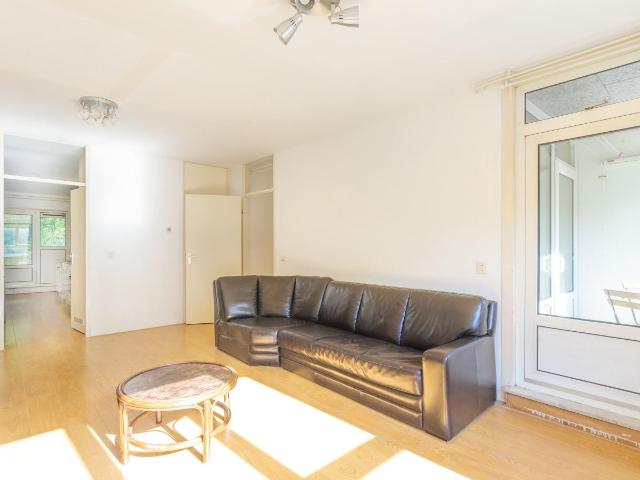 Cute, private 82sqm apt. in Bijlmer