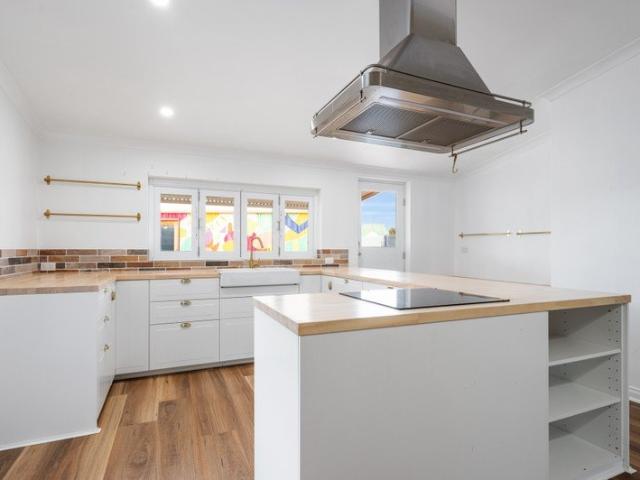 Cute, Renovated and Packed with Personality!
