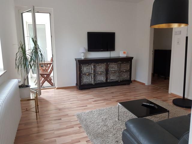 Cute, renovated loft in Cologne, Koln Amsterdam Apartments for Rent