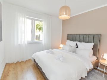 Cute suite in Bielefeld, Bielefeld Amsterdam Apartments for Rent
