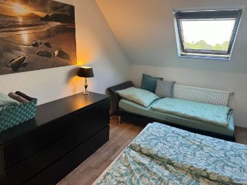 Cute suite in popular area, Krefeld, Krefeld Amsterdam Apartments for Rent