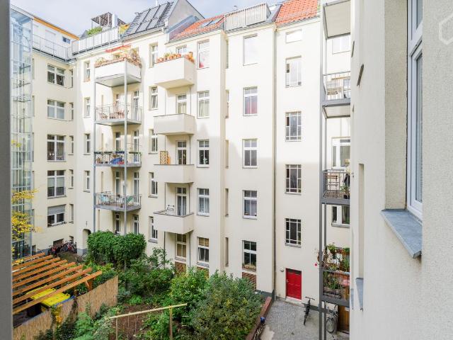 Cute suite in Prenzlauer Berg, Berlin Amsterdam Apartments for Rent