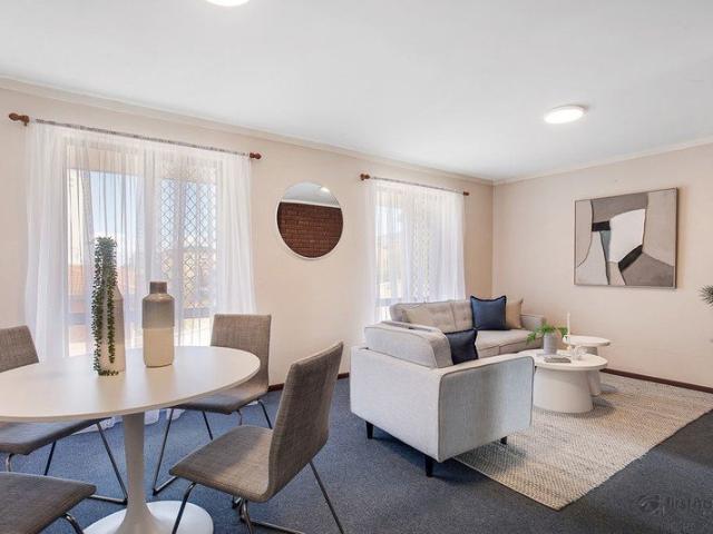 CUTE SCARBOROUGH BEACH PAD