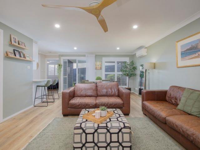 Cute villa in a sought after estate