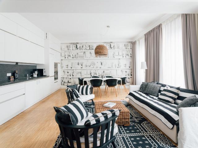 Cute & wonderful studio conveniently located, Vienna Amsterdam Apartments for Rent