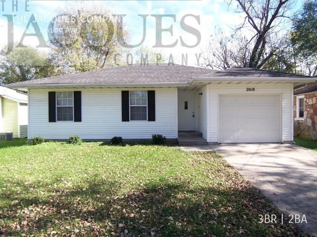 Cute 3 Bedroom 2 Bath Central Heat and Air