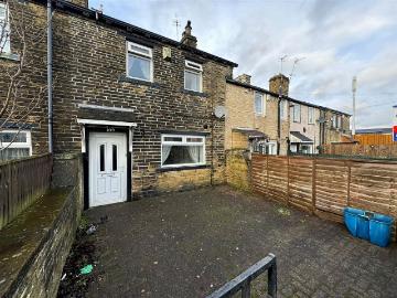 Cutler Heights Lane, Bradford BD4, 2 bed property to rent, £750 pcm | PrimeLocation