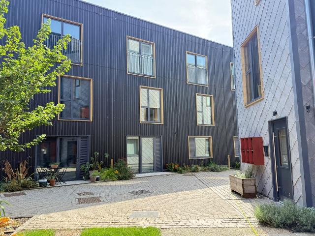 Cutlers Gardens, Sheffield, South Yorkshire S3, 1 bed flat to rent, £1,050 pcm | PrimeLocation