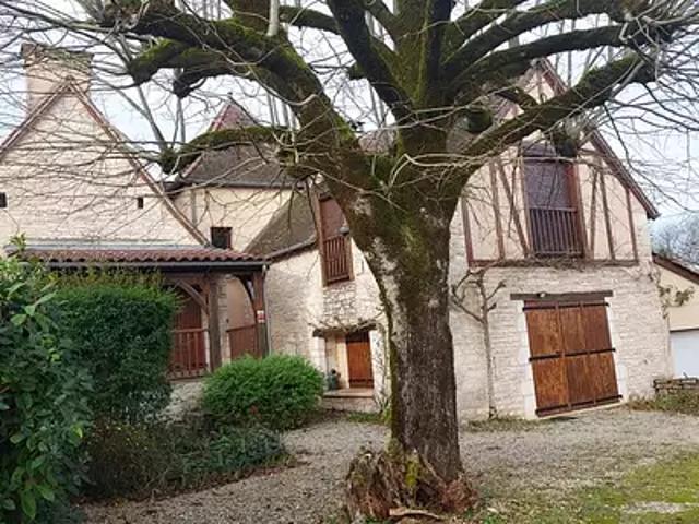 Cuzance 46600 Achat / Vente maison 5 pièces t5 terrasse cave
