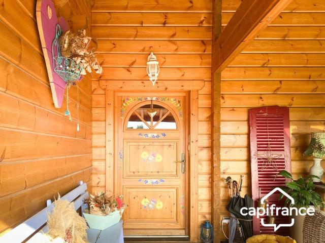 01300 CUZIEU MAISON BOIS MASSIF TYPE CHALET, 146 m²,PLAIN PIED TERRASSE, GARAGE,PISCINE, TERRAIN 1100 M2