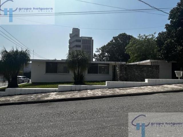 CV 475 CASA EN VENTA Ubicada en CALLE NARANJO #1504 COL. AGUILA, TAMPICO, TAM