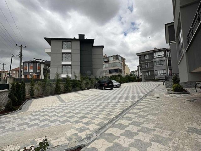 CVS DEN SELAHATTİN EYYÜBİ DE SİTE İÇİ SATILIK 3+1 DAİRE