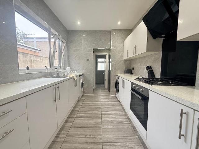 Cyfarthfa Street, Cardiff CF24, 5 bed shared accommodation to rent, £2,200 pcm | PrimeLocation